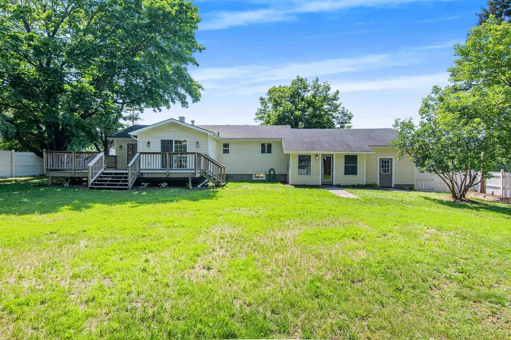 1615 Essex Road Williston VT 05495