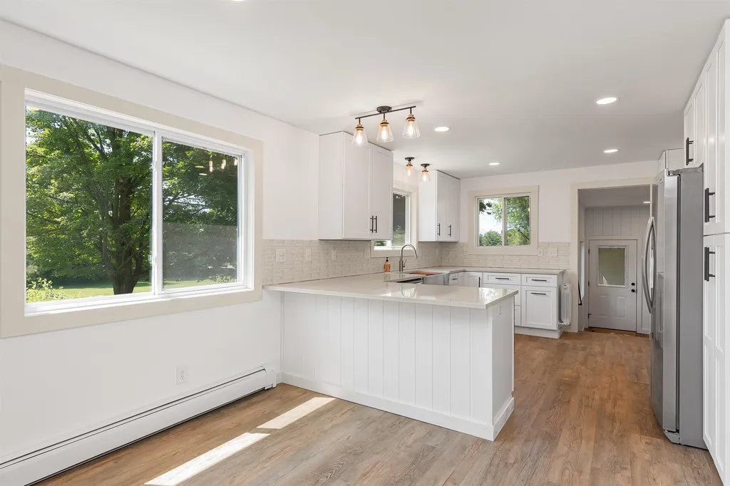 1615 Essex Road Williston VT 05495