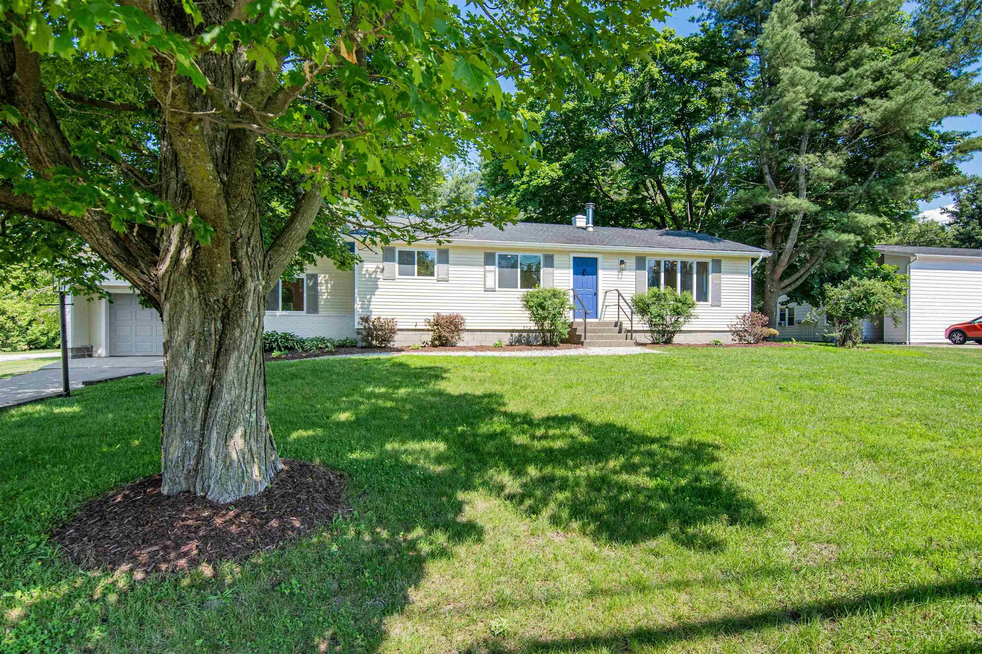 1615 Essex Road Williston VT 05495