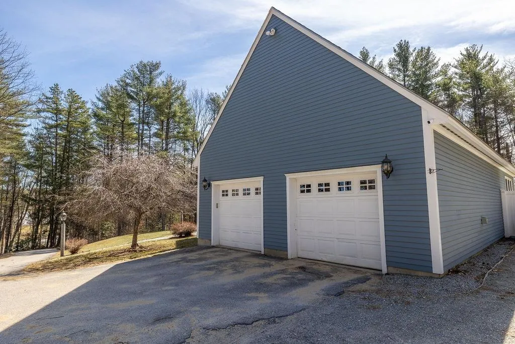 106 Brown Hill Road Bow NH 03304