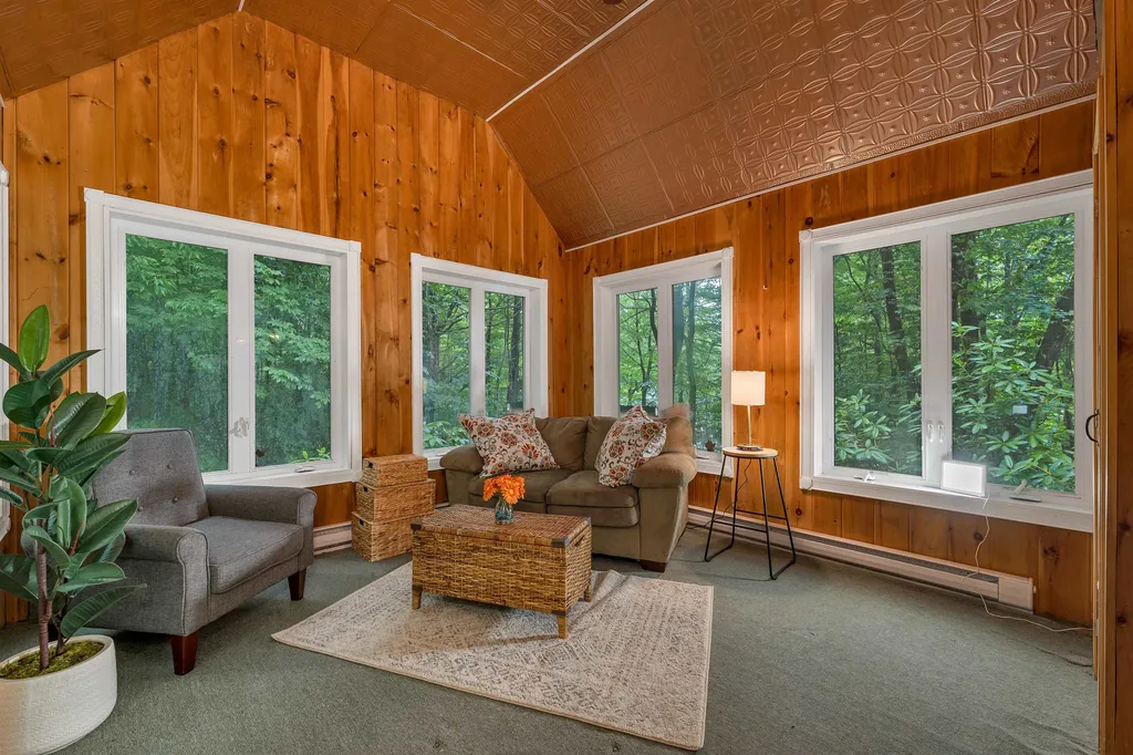 49 Garland Road Strafford NH 03884