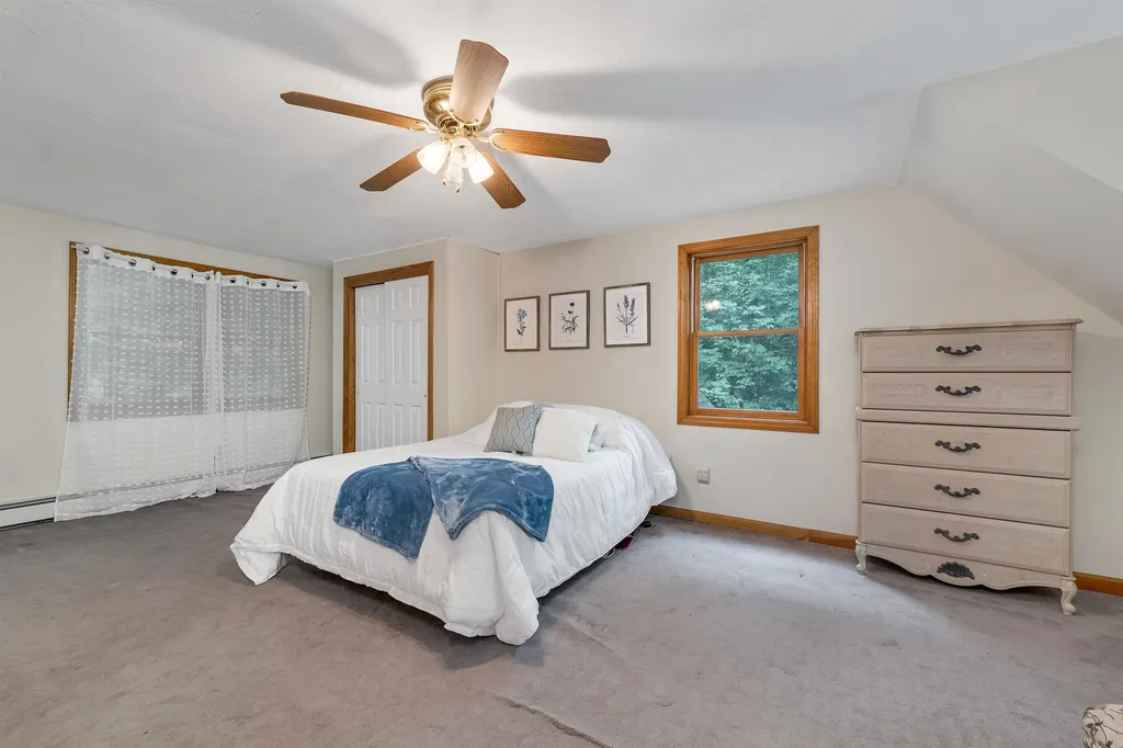 49 Garland Road Strafford NH 03884