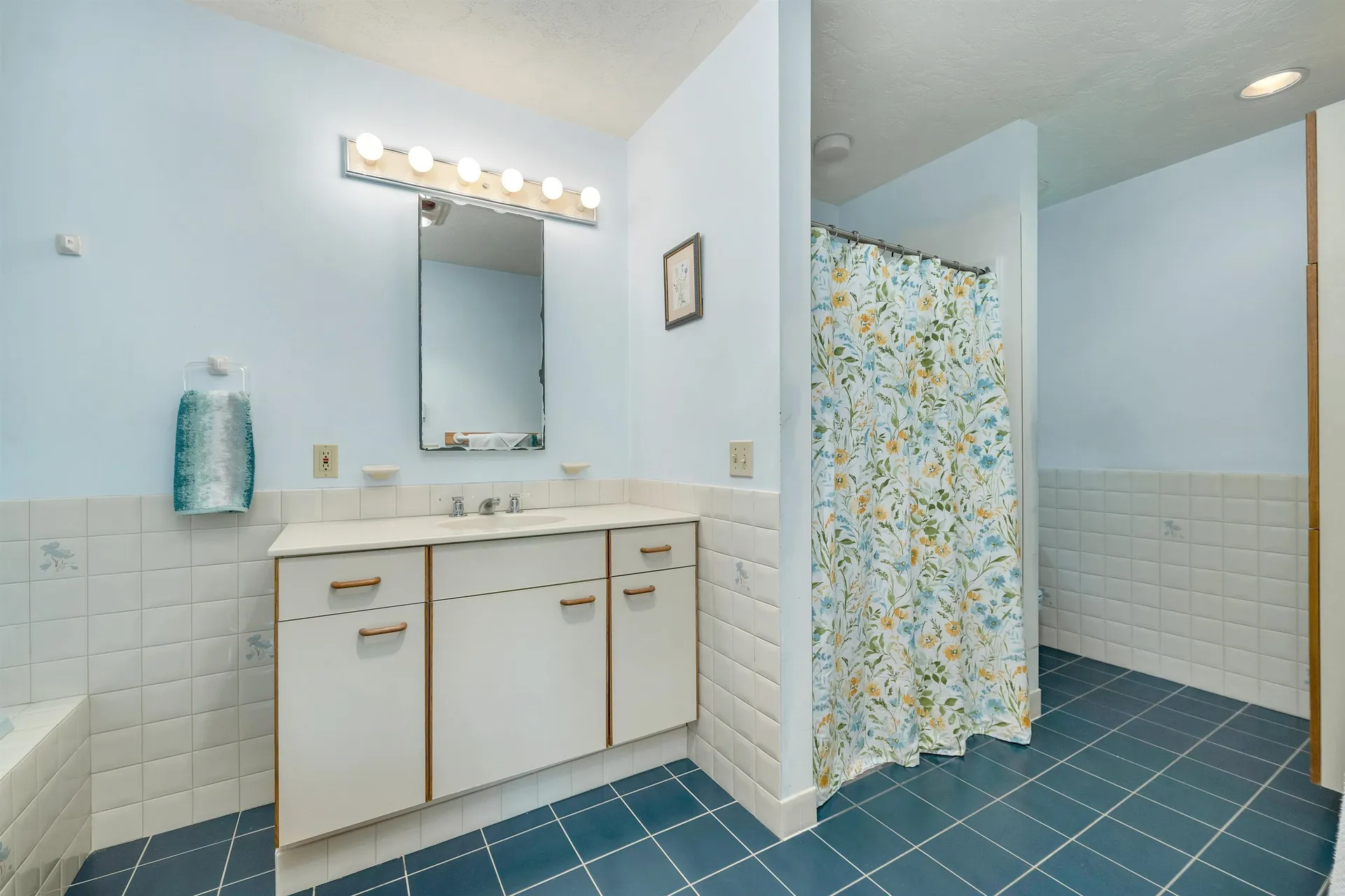 37 O'connor Drive Albany NH 03818