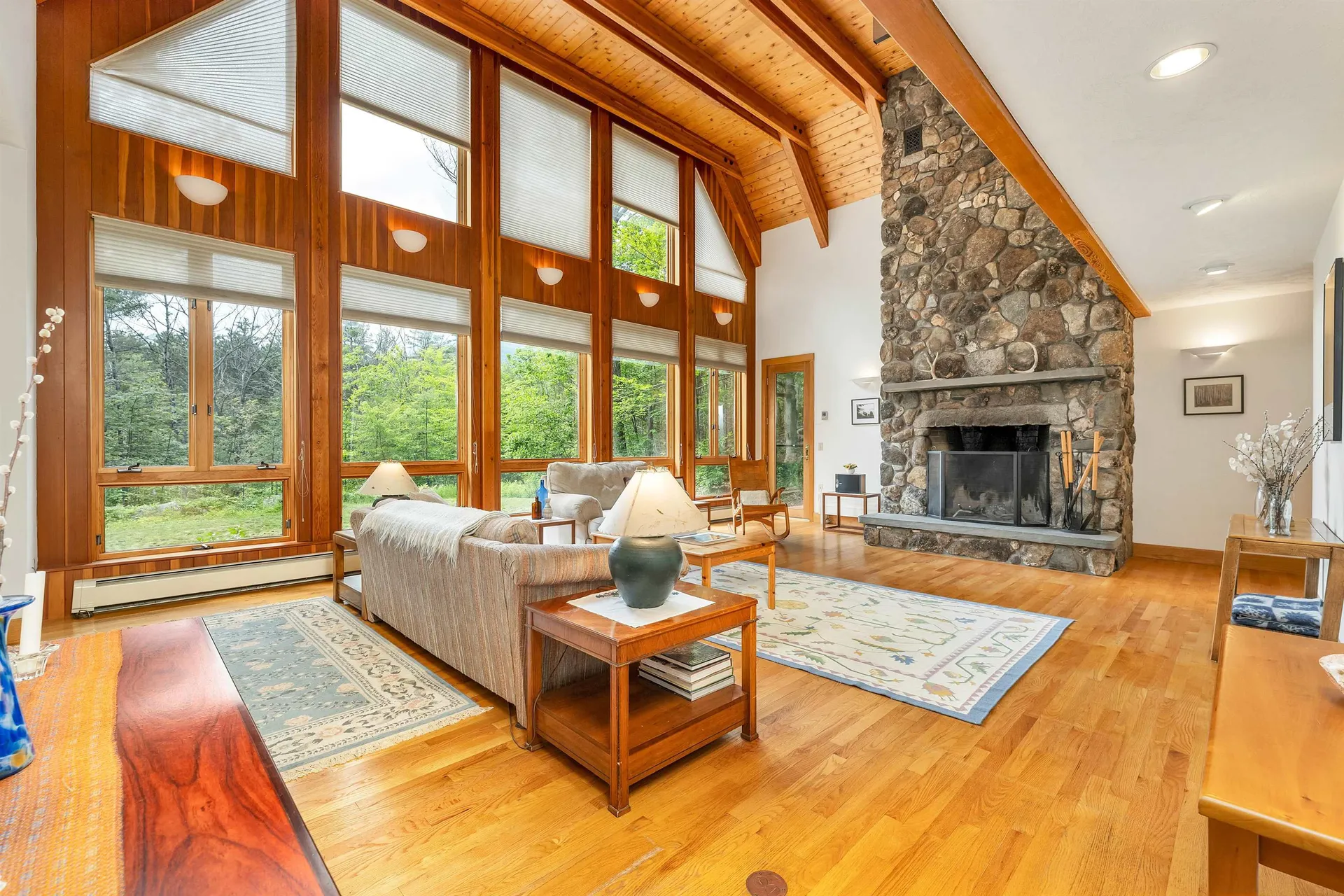 37 O'connor Drive Albany NH 03818