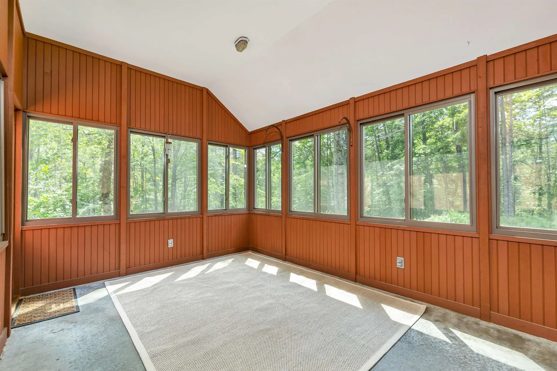 37 O'connor Drive Albany NH 03818