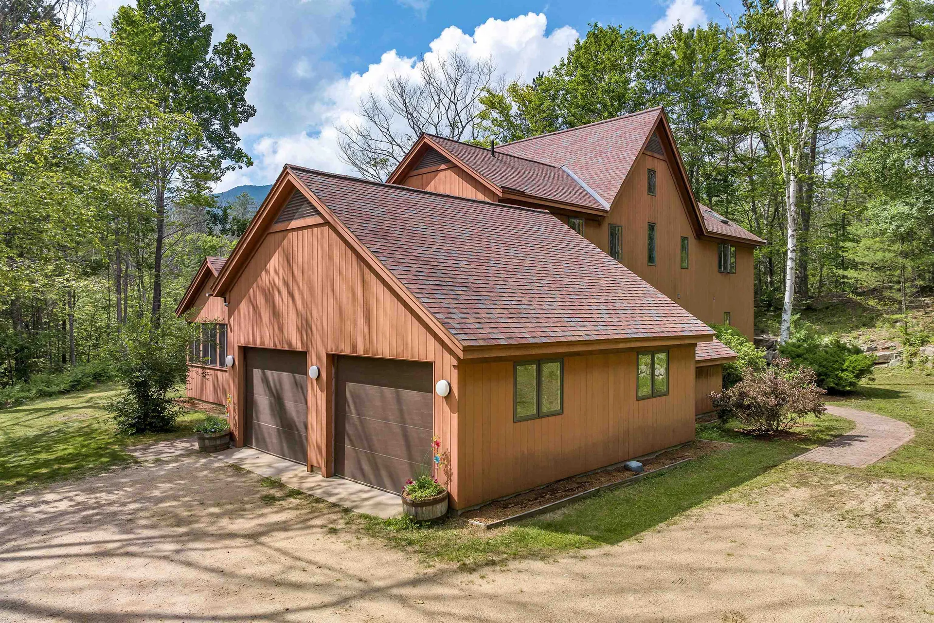 37 O'connor Drive Albany NH 03818
