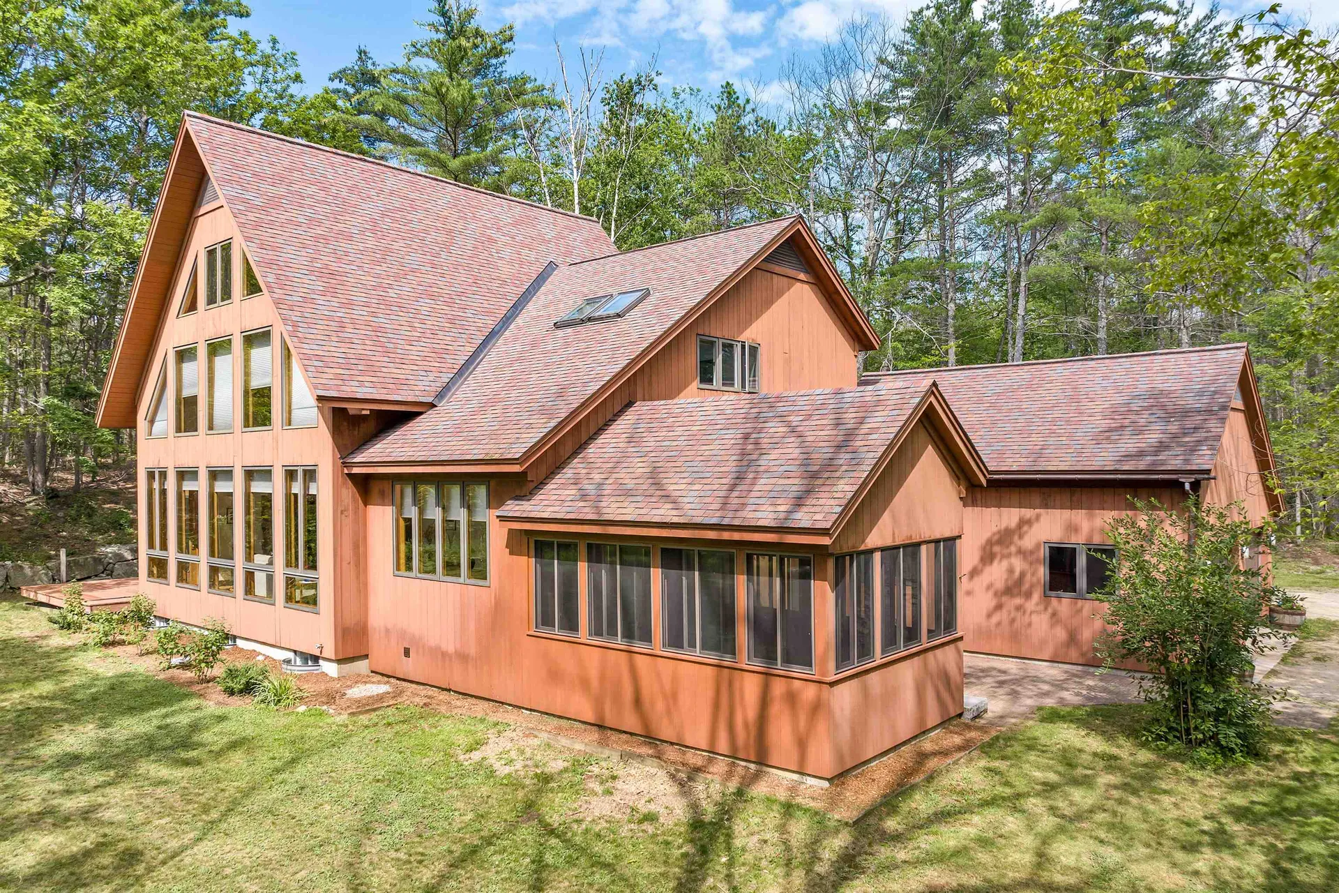 37 O'connor Drive Albany NH 03818