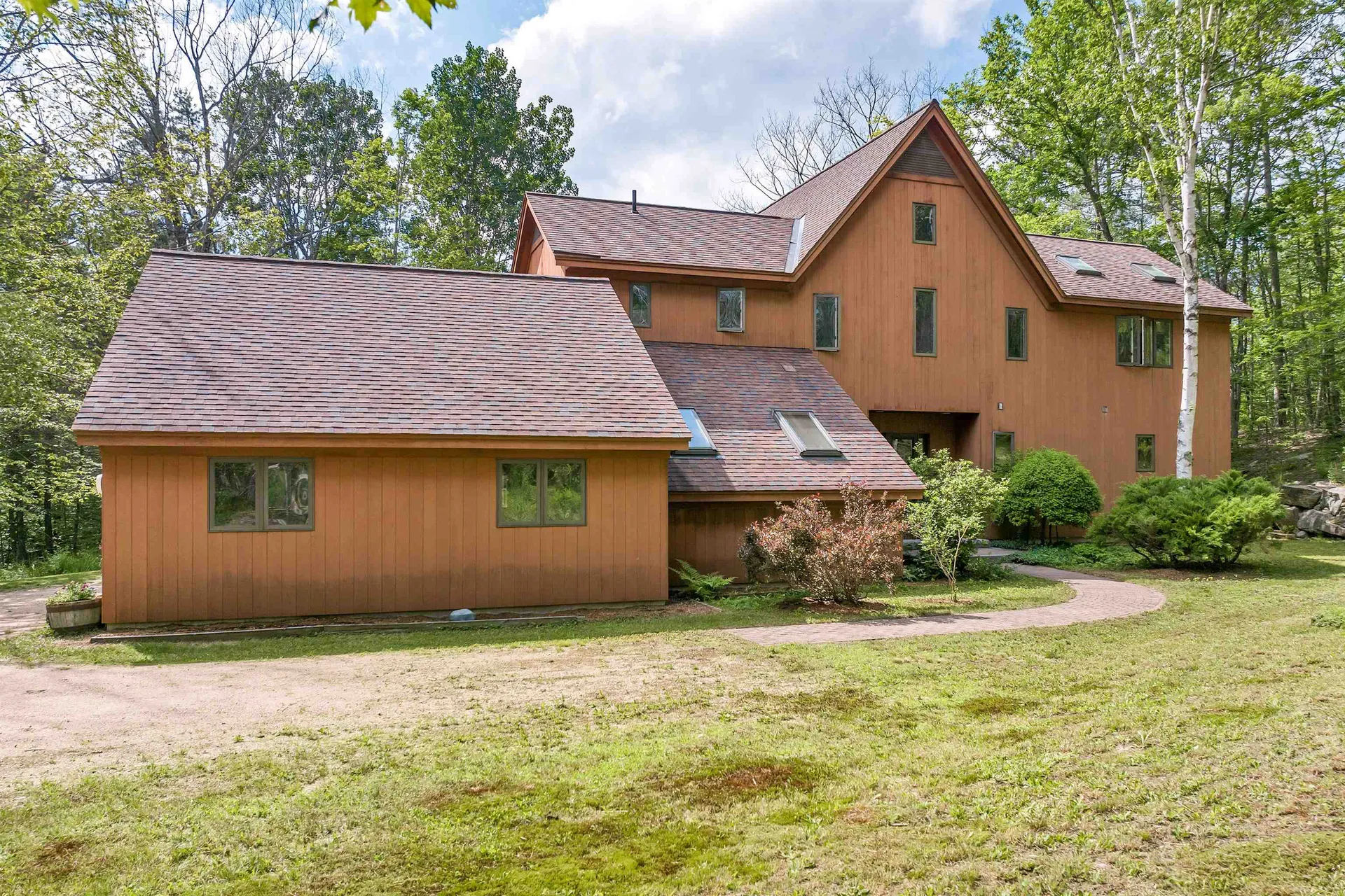 37 O'connor Drive Albany NH 03818