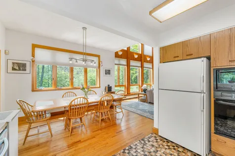 37 O'connor Drive Albany NH 03818