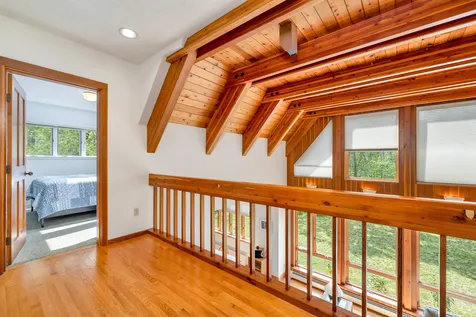 37 O'connor Drive Albany NH 03818