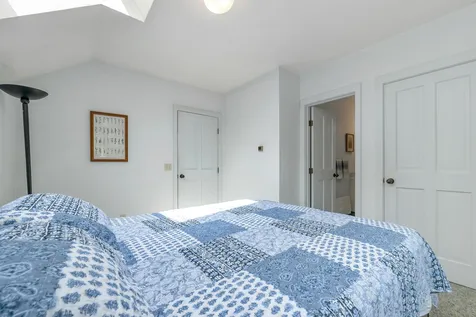 37 O'connor Drive Albany NH 03818