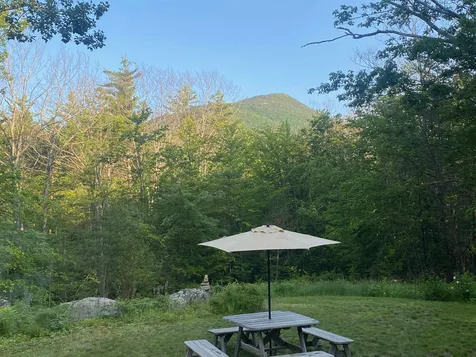 37 O'connor Drive Albany NH 03818