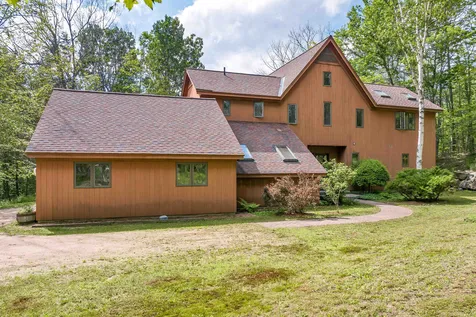 37 O'connor Drive Albany NH 03818