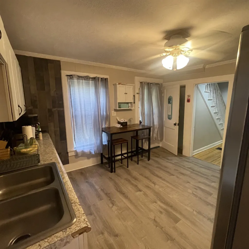53 Elkins Street Franklin NH 03235