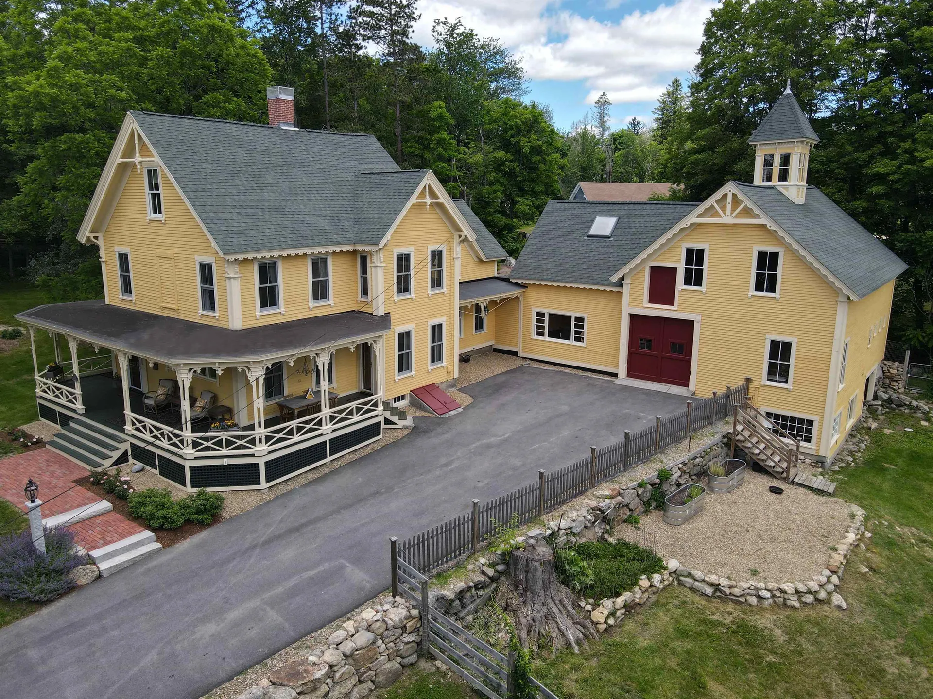 6 Hillcrest Avenue Mont Vernon NH 03057