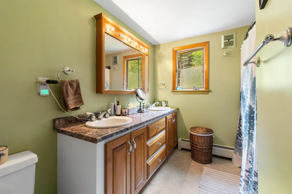 94 Indian Stream Road Pittsburg NH 03592