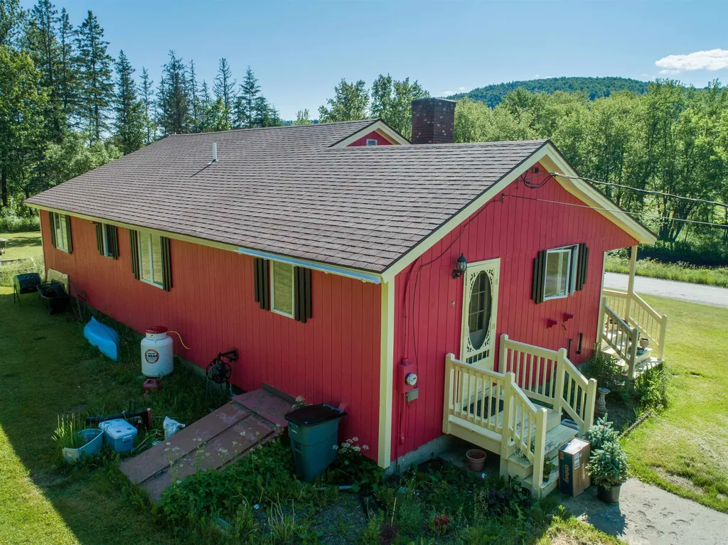 94 Indian Stream Road Pittsburg NH 03592