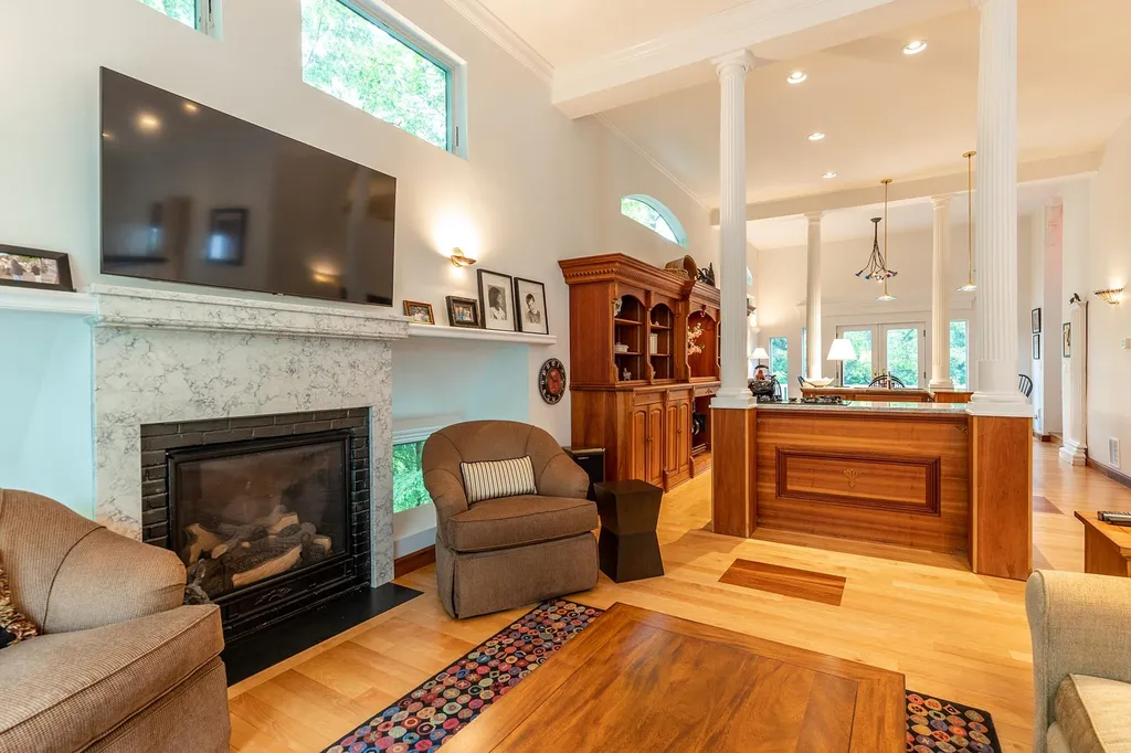 11a College Hill Road Woodstock VT 05091