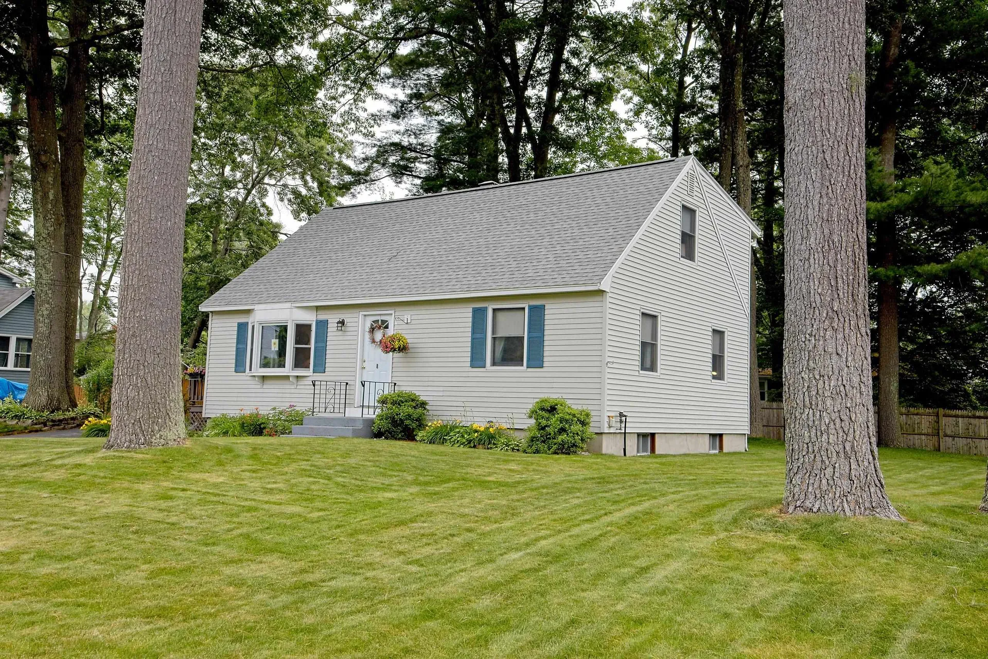 8 Winchester Street Nashua NH 03063