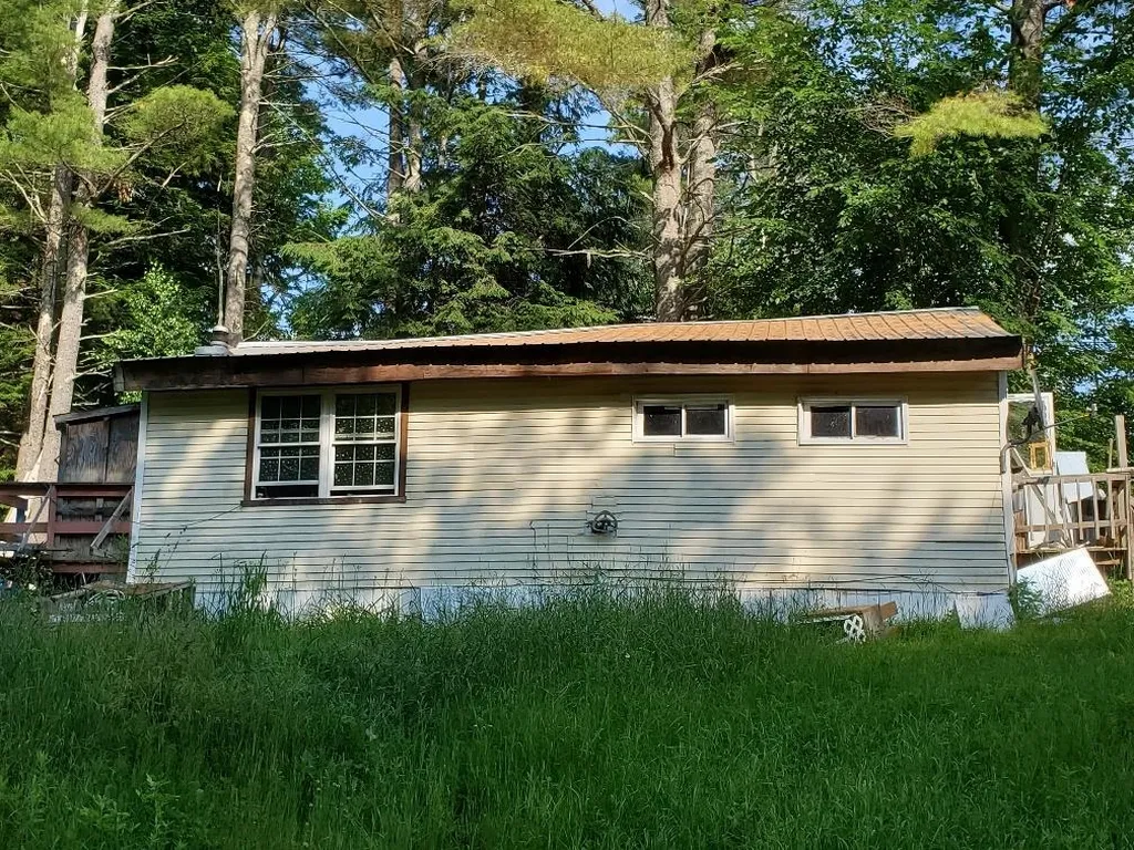 91 Kelley Pond Road New Hampton NH 03256