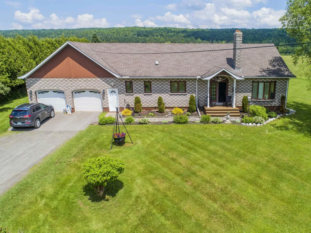 144 Vt Route 114 Canaan VT 05903