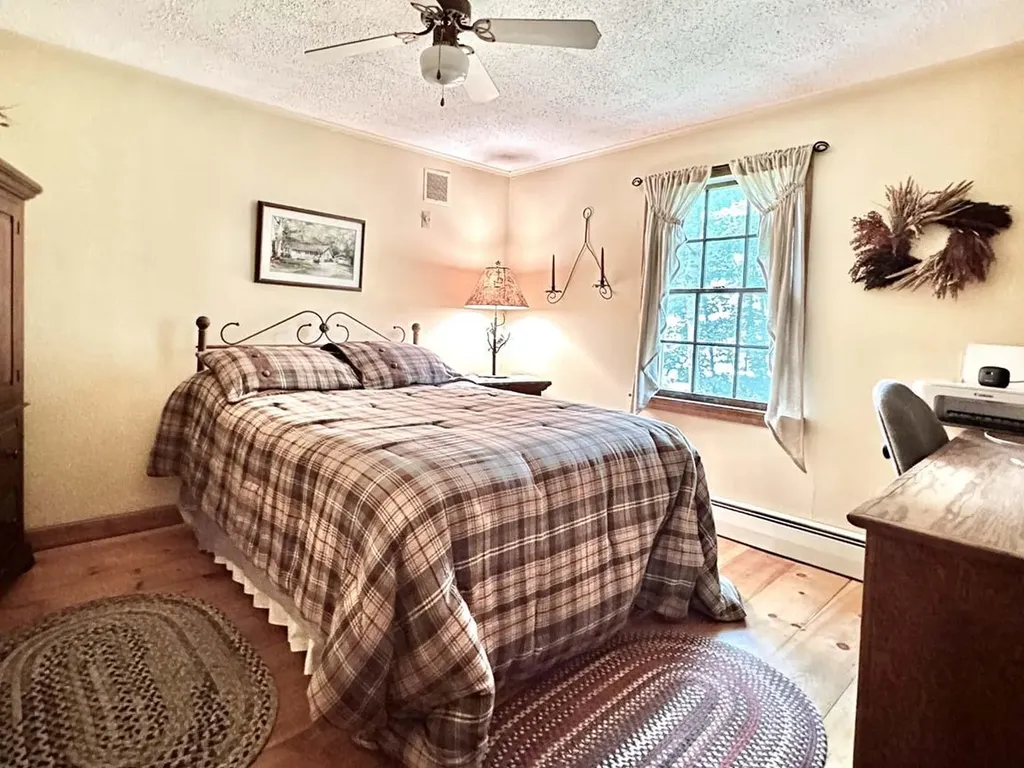 153 N Shore Road Hebron NH 03241