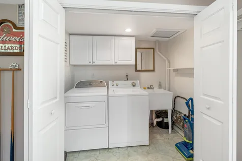 10 Red Oak Drive Gilford NH 03249