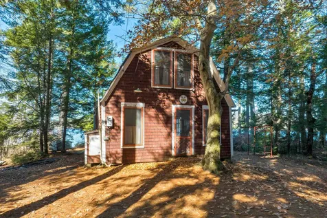 33 Sherene Road Meredith NH 03253