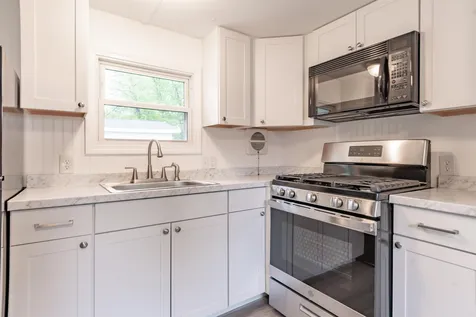 15 Skyline Drive Concord NH 03303-4167