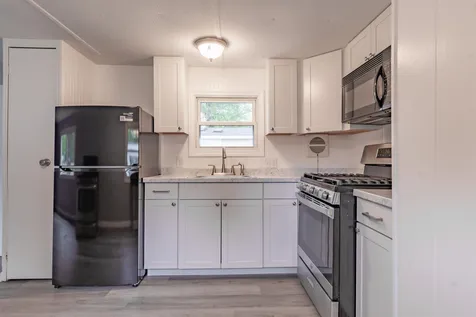 15 Skyline Drive Concord NH 03303-4167