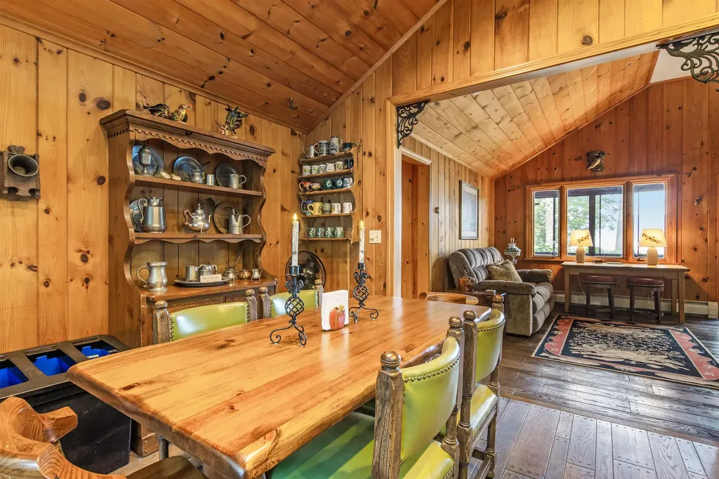 100 Singing Eagle Road Moultonborough NH 03254