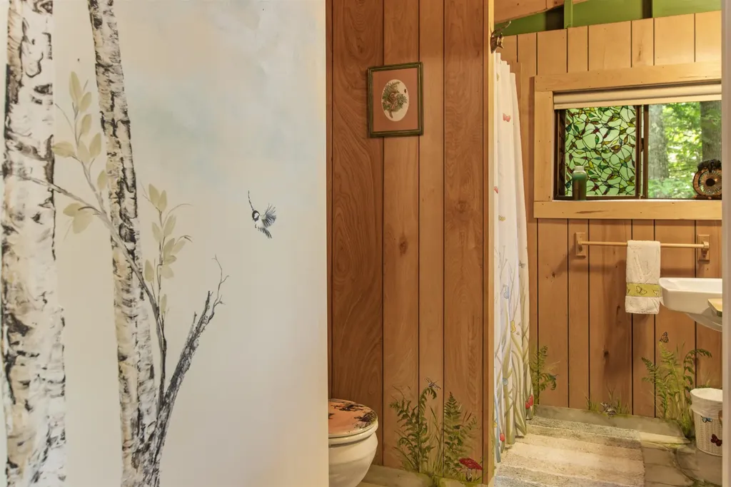 100 Singing Eagle Road Moultonborough NH 03254