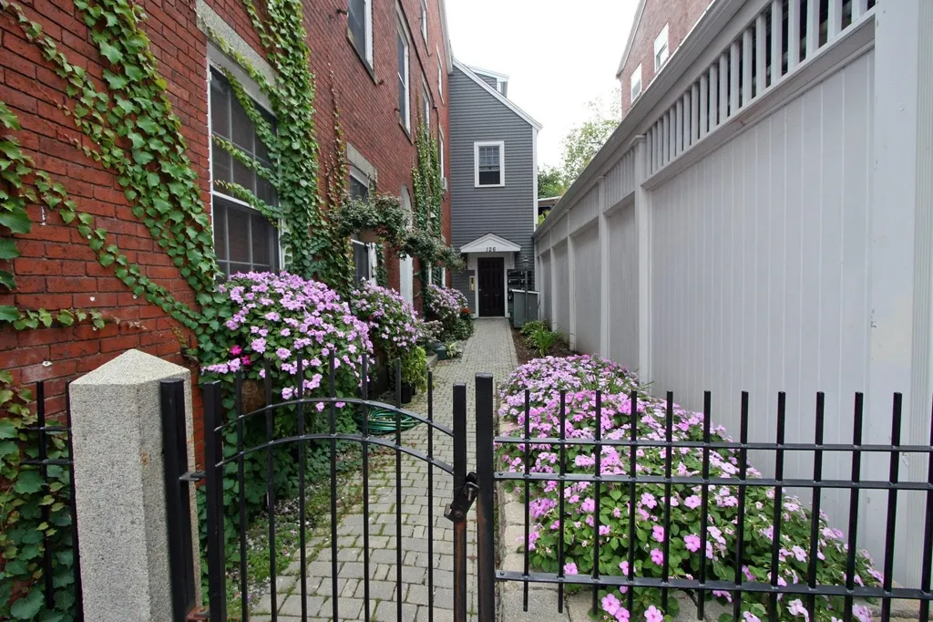 126 State Street Portsmouth NH 03801