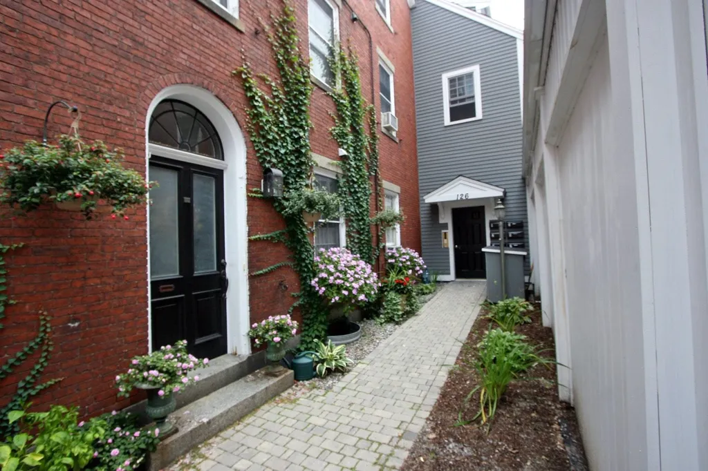 126 State Street Portsmouth NH 03801