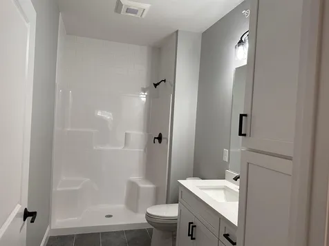 5 Sutton Way Nashua NH 03064