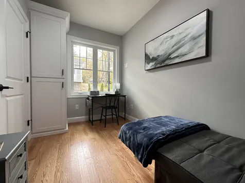 5 Sutton Way Nashua NH 03064