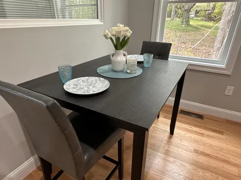 5 Sutton Way Nashua NH 03064