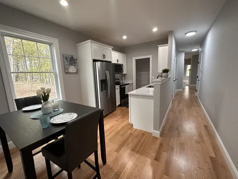 5 Sutton Way Nashua NH 03064