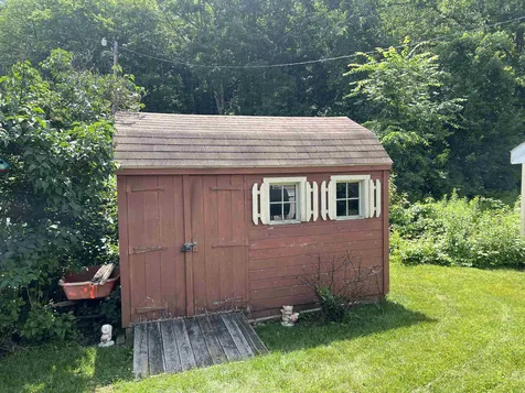 15 Mobile Drive Hudson NH 03051