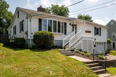 12 Spruce Street Somersworth NH 03878