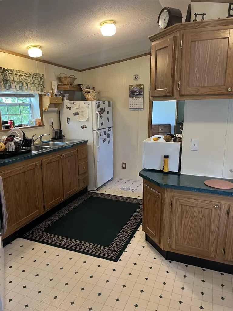 2 Balsam Lane Lee NH 03861