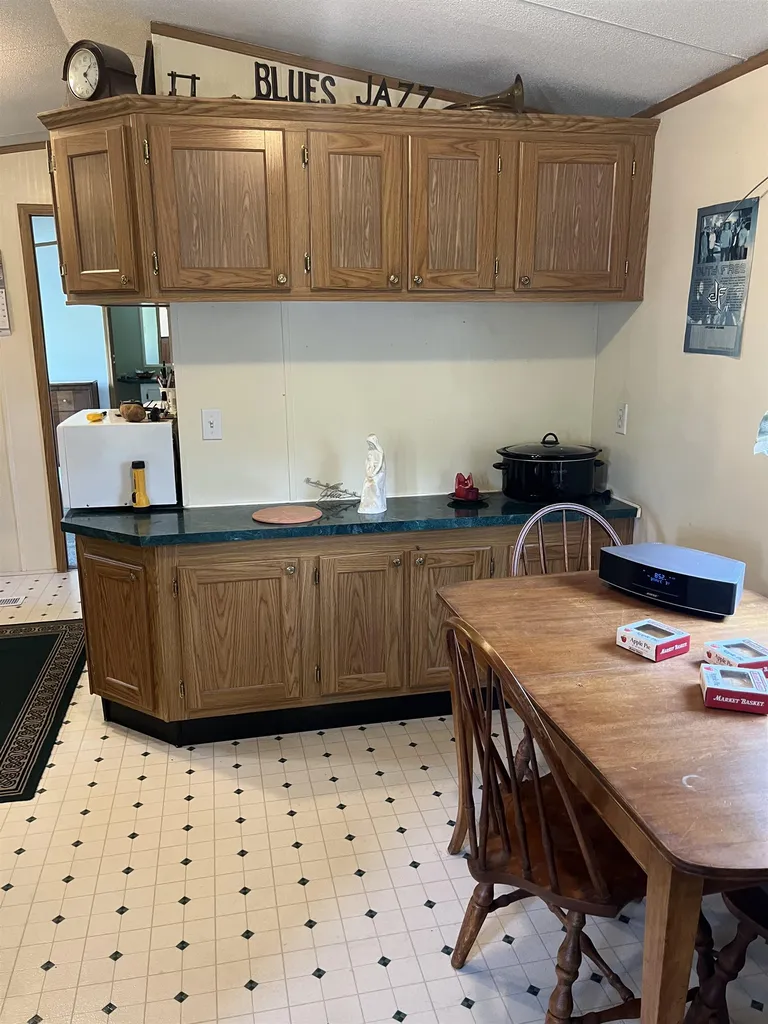2 Balsam Lane Lee NH 03861