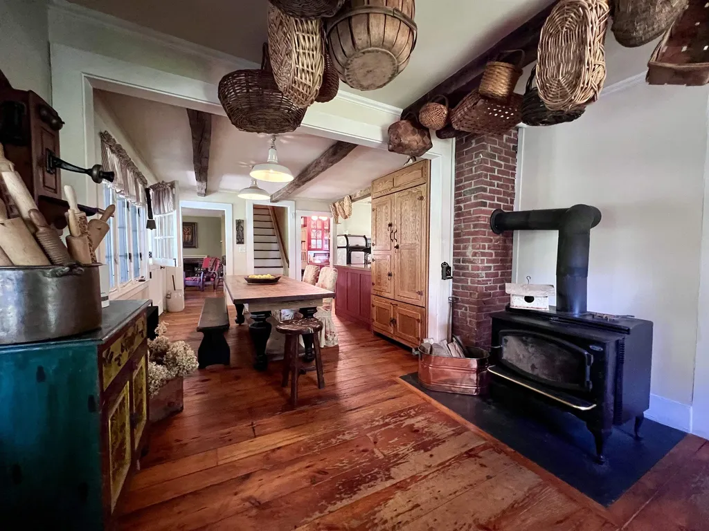 195 Brewster Road Barrington NH 03825
