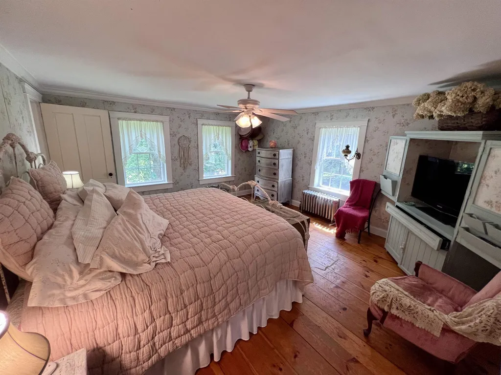 195 Brewster Road Barrington NH 03825