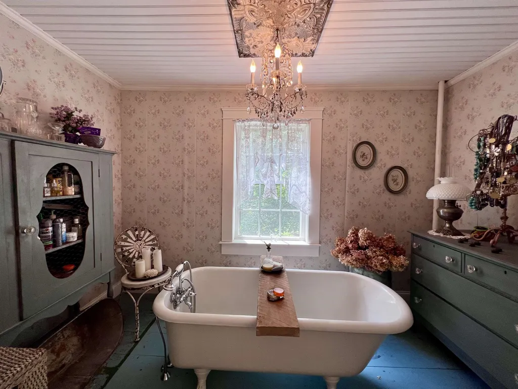 195 Brewster Road Barrington NH 03825