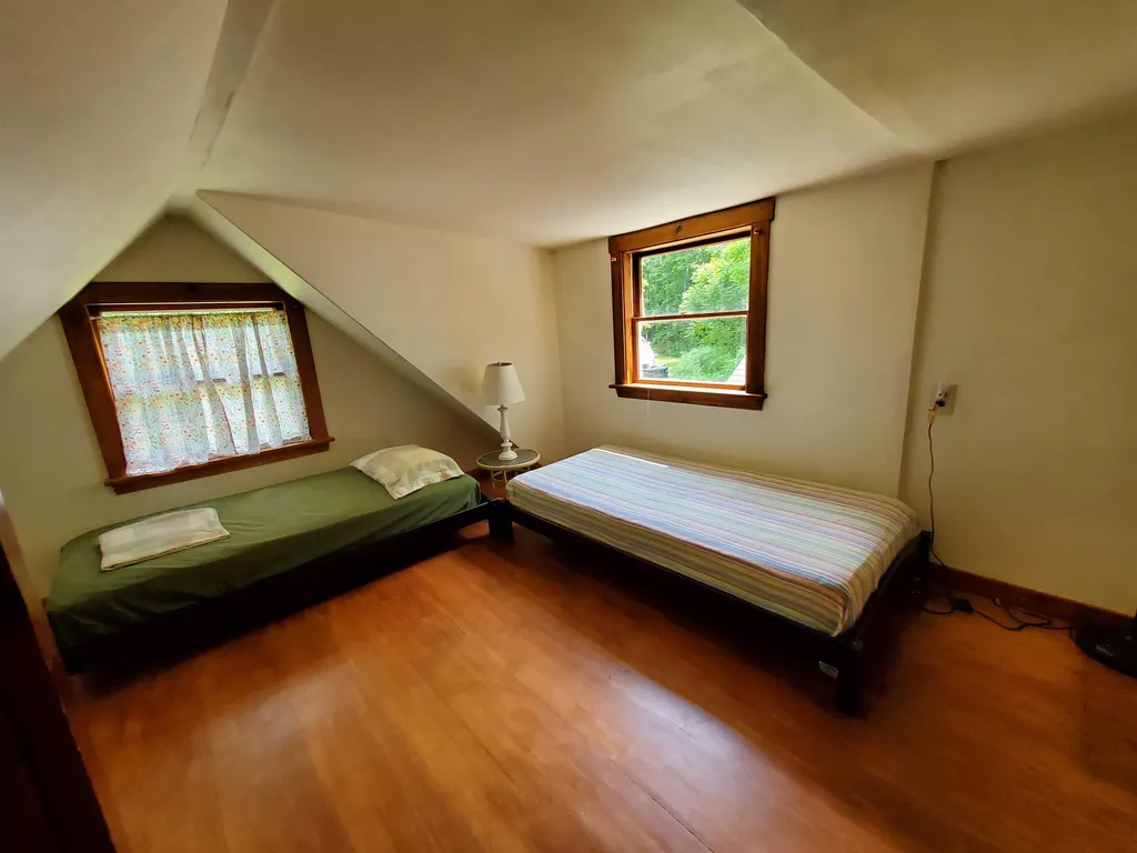 9 Foster Circle Enfield NH 03748