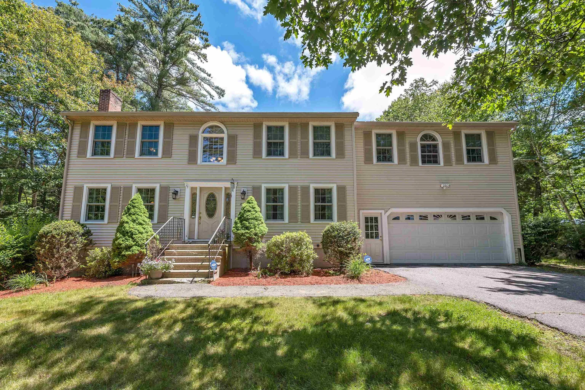 272 High Range Road Londonderry NH 03053