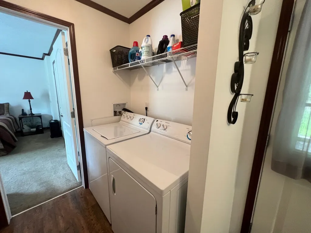 16 Maxfield Lane Hartland VT 05052