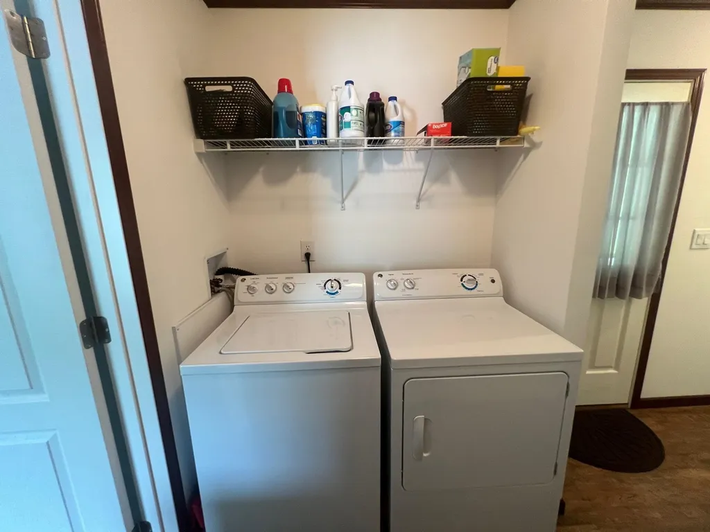16 Maxfield Lane Hartland VT 05052