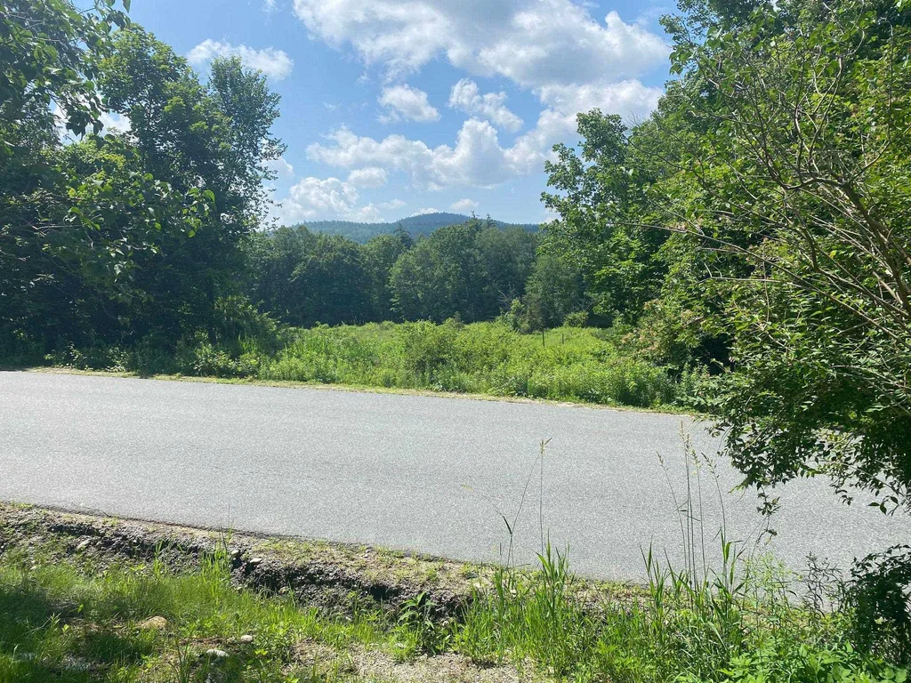 32 Old Warner Road Bradford NH 03221